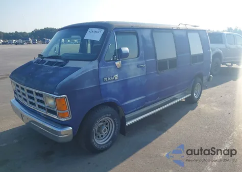 1987 Dodge Ram Van B250 z USA, uszkodzony, nr VIN 2B7HB23T8HK209186